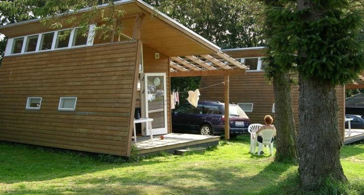 Vikaer Strand Camping & Cottages Diernæs Екстериор снимка