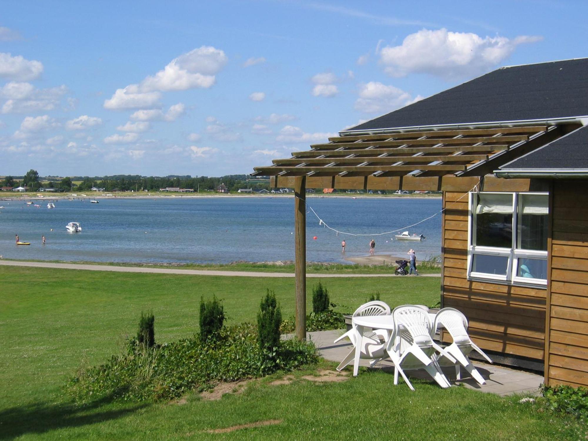 Vikaer Strand Camping & Cottages Diernæs Екстериор снимка