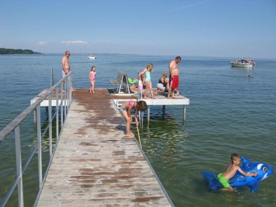 Vikaer Strand Camping & Cottages Diernæs Екстериор снимка