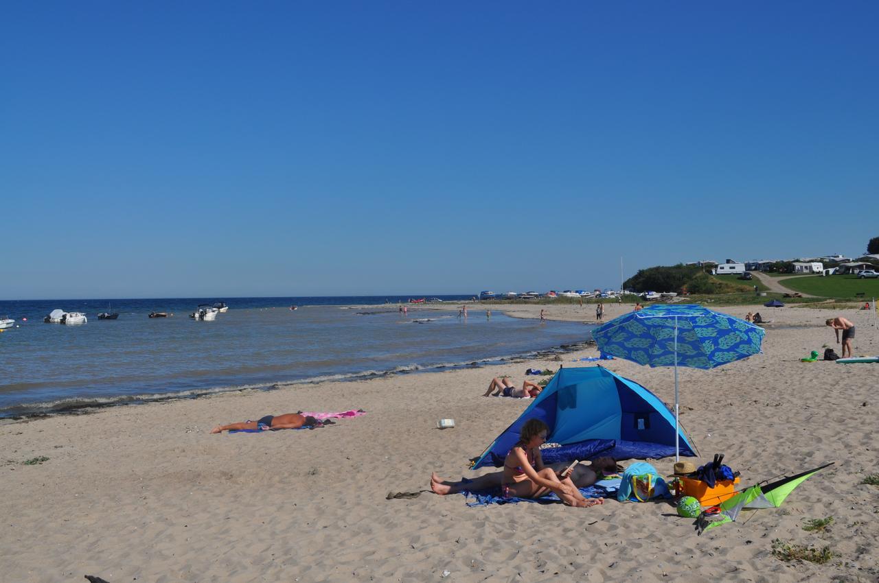 Vikaer Strand Camping & Cottages Diernæs Екстериор снимка